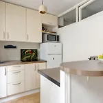 Bnbnova - 1Br Eiffel Tower & Rue Cler